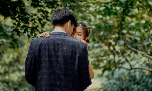 婚礼当天哭成了表情包,5个温馨环节戳中泪点,谁说男人不懂浪漫
