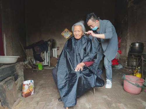 90后孤寡老人表情包孤寡老人