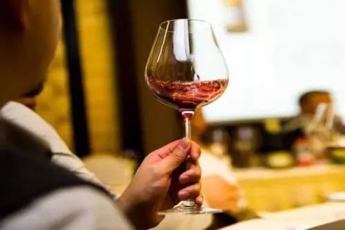 图解葡萄酒到底是怎么酿造出来的