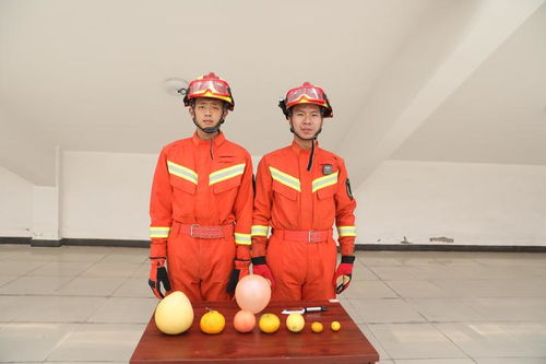 奶奶剥橙子,孙子手里气球突然爆裂义乌消防揭穿真相