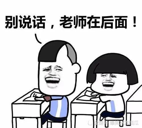 开心一刻男友给我买了条丝巾,麻利地系了个很漂亮的结