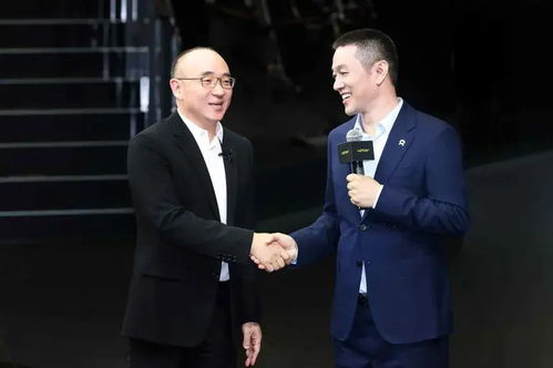 车展唯一车模爬上车顶不为维权为哪般