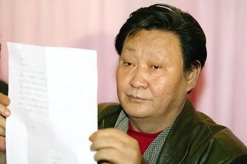 捧哏巨匠朱鹤松,上台不按词说乱抖包袱,岳云鹏称其为偶像