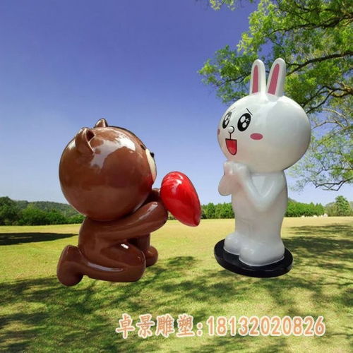 玻璃钢布朗熊和可妮兔雕塑巴中树脂布朗熊雕塑制作厂家