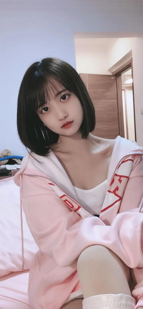 美女晚上好表情包可爱