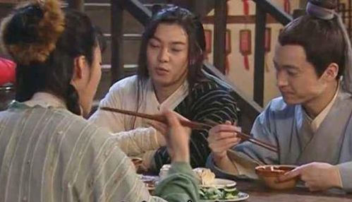 武林外传里,钱老板的媳妇是什么级别的高手