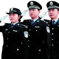 敬礼表情包可爱