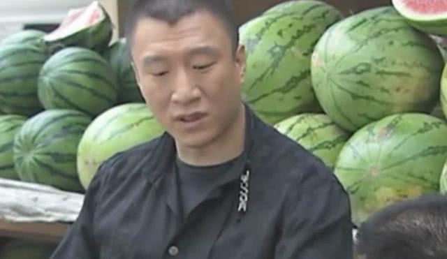 孙红雷买西瓜,老板挂刘华强买瓜表情包孙红雷尴尬了