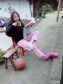 头条亮瞎眼校园名媛春节秒变村姑,哈哈哈哈哈这究竟为何