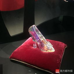 灰姑娘的水晶鞋,走不了路的鞋,欢迎进入6个世纪的美鞋秘密花园