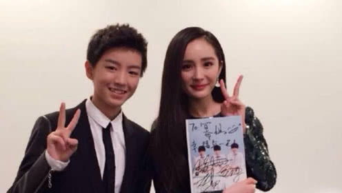 表情杨幂被问王俊凯是否会成为女婿,她表情引发热议,网友我接受不了表情
