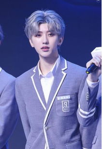 继鹿晗之后,蔡徐坤将代言lol,网友这届英雄要变娘