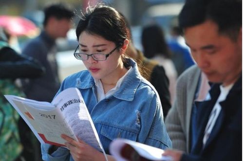 大学生送外卖,研究生扎堆考公务员,为啥工资高的工厂却没人去