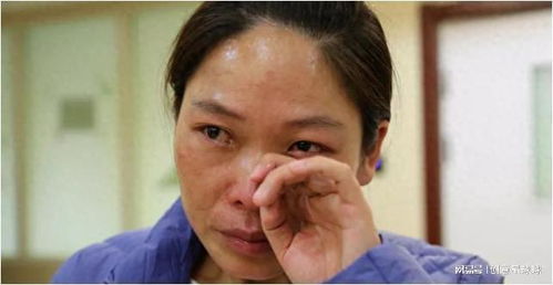 女子35岁离异时只要钱,15年后病重向儿求救,儿子别打感情牌