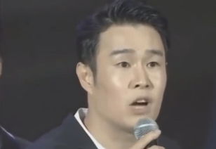 小沈阳晚会发怒大吼,邓超杨幂惊出表情包