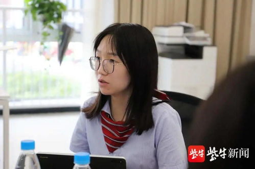 苏州这位老师花式阅卷走红,点评自带表情包