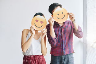 微信上线以表情搜表情功能可发现同系列表情元素