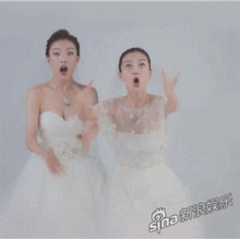 倪妮杨颖抢捧花