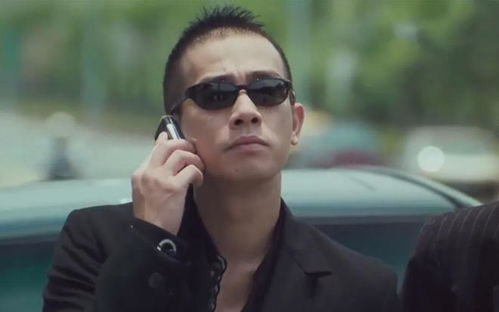 一家四口上热搜,应采儿泳装大爆身材,陈小春感慨是我嫁给了她