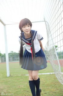 徐娇晒萝莉cos照变身校服萌妹子分享16岁生日感悟