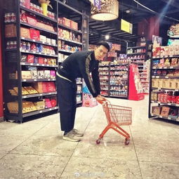 杨紫李现互画对方花式虐狗,网友这才是真正的灵魂画手