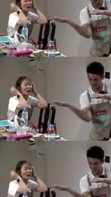 林心如爆笑模仿可云表情包,太传神