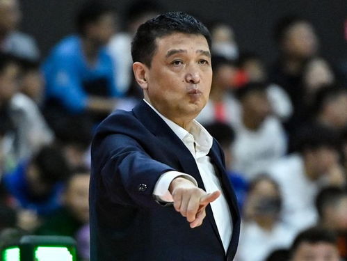 北控最后锁定胜局,谁注意闵鹿蕾喝水表情复杂,两队都是宝