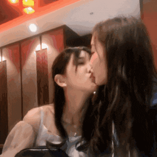 搞笑gif段子喵吃我无敌连环喵喵拳