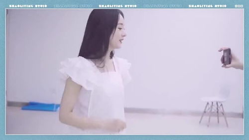 许光汉模仿问号表情包,赵丽颖练舞很俏皮可爱,柳岩不仅剪短发还苦练贝斯