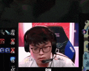 sn阿bin承包操作top5,但大家都被他的面部表情吸引了
