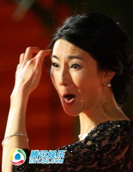 张曼玉抬头纹明显面容衰老高贵优雅尽失