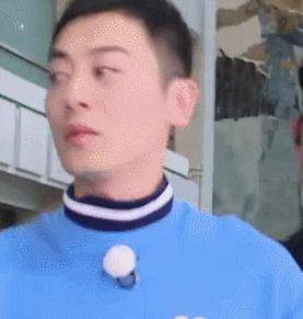 李晨和杨颖抱在一起时,谁注意过朱亚文的表情承包你一年笑点