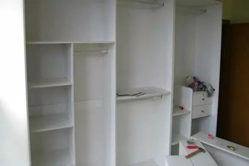 措美家装壁柜包工包料而换鞋凳上方的空间