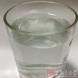 一种水喝了后体内疯狂长石头