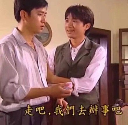 看到这些台词表情包后,我清空了微信表情