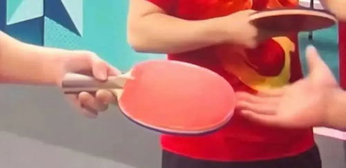 打爆气球的表情包拍一拍
