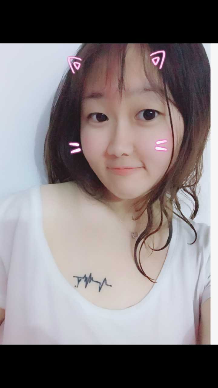双眼迷离表情包埋线双眼皮