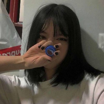 伤感女生头像伤心难过失望的表情伤感的内心