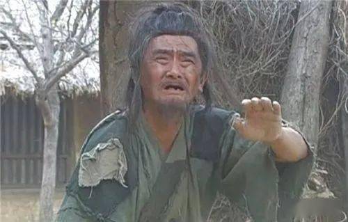 朱元璋假扮成乞丐街边要饭,回朝后却连斩5个一品大员,为何