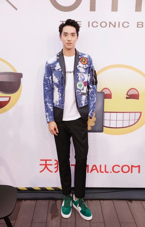 表情许魏洲专属emoji表情公开变身行走表情包中国男明星天极图片...表情