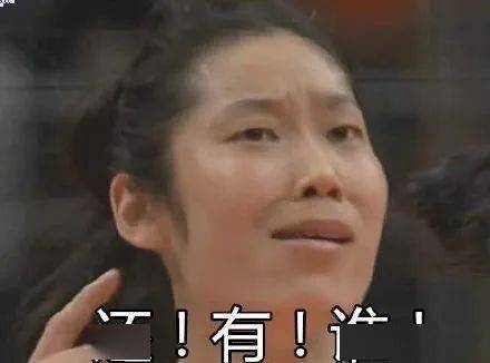 当代大学生早上竟在二食堂门口做这事新闻速递