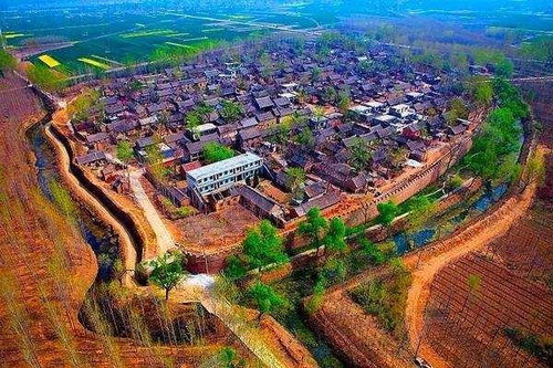 河南平顶山很费解的县,地理位置优越,发展却比不上一个镇