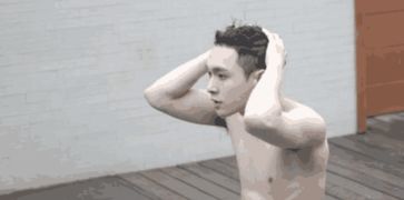 孙红雷晒张艺兴表情包,直言笑懵,兴迷晒图回击太搞笑
