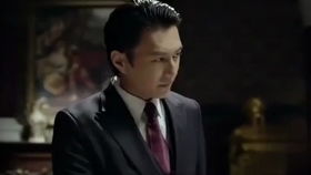 女明星醉酒上台表情管理失败摇晃的红酒杯刘敏涛王妃现场版